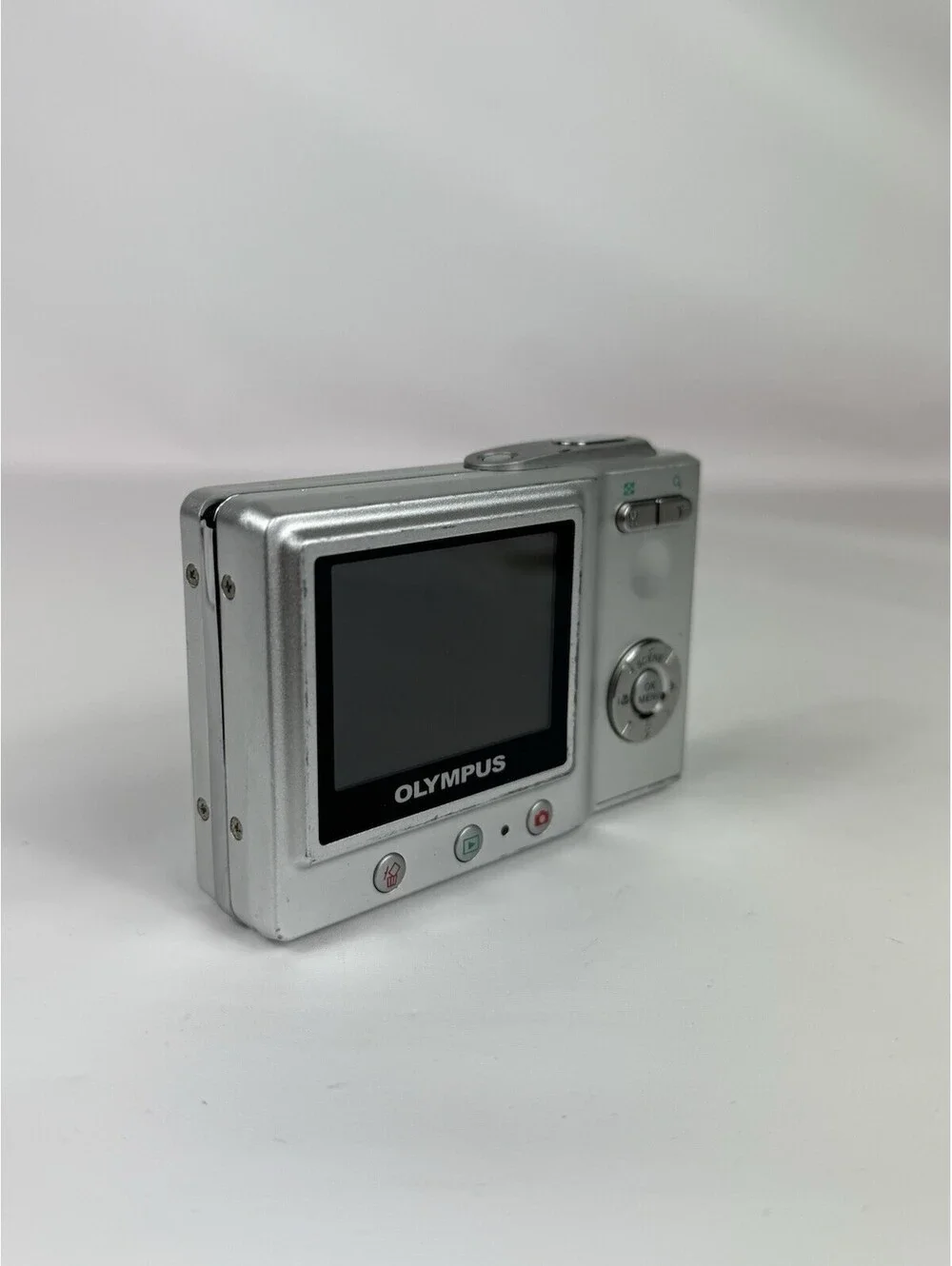 Olympus CAMEDIA X-600 5 Megapixels Digital Camera NOT TESTED No Charger Or Batt.